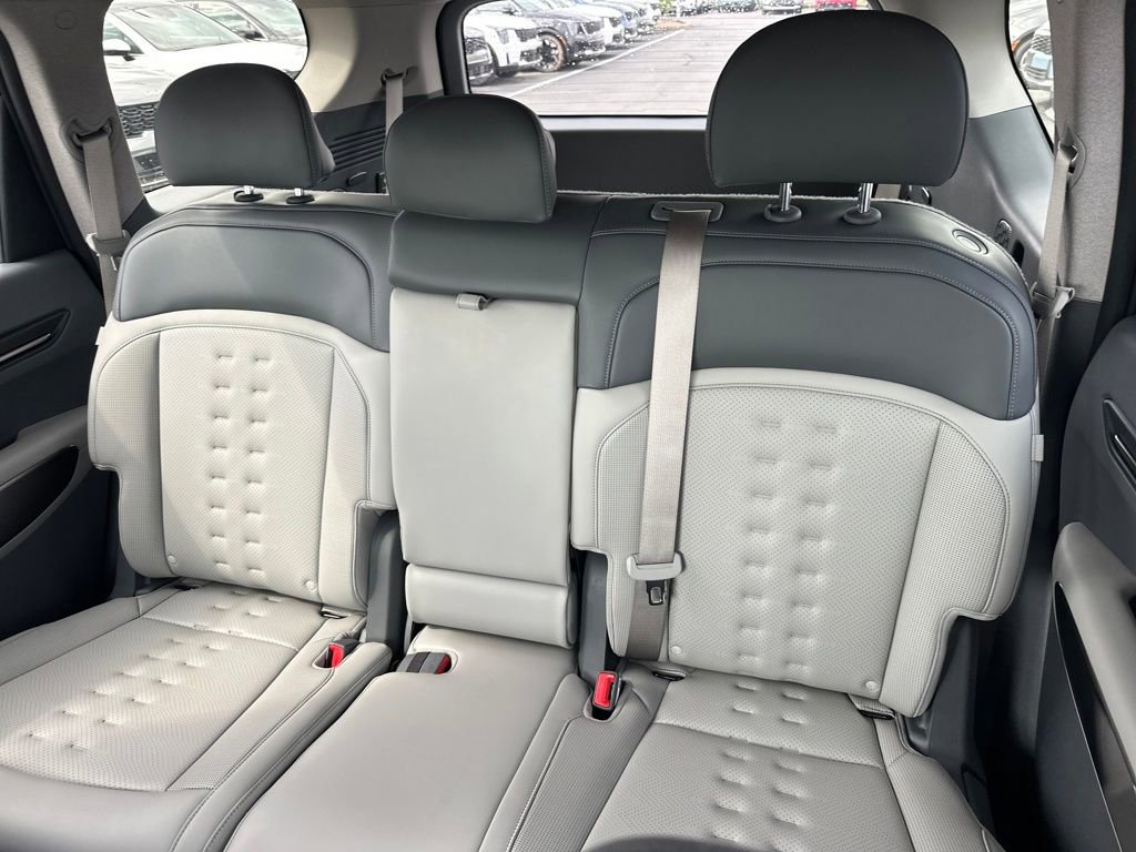 New 2026 Kia EV9 Wind image 25