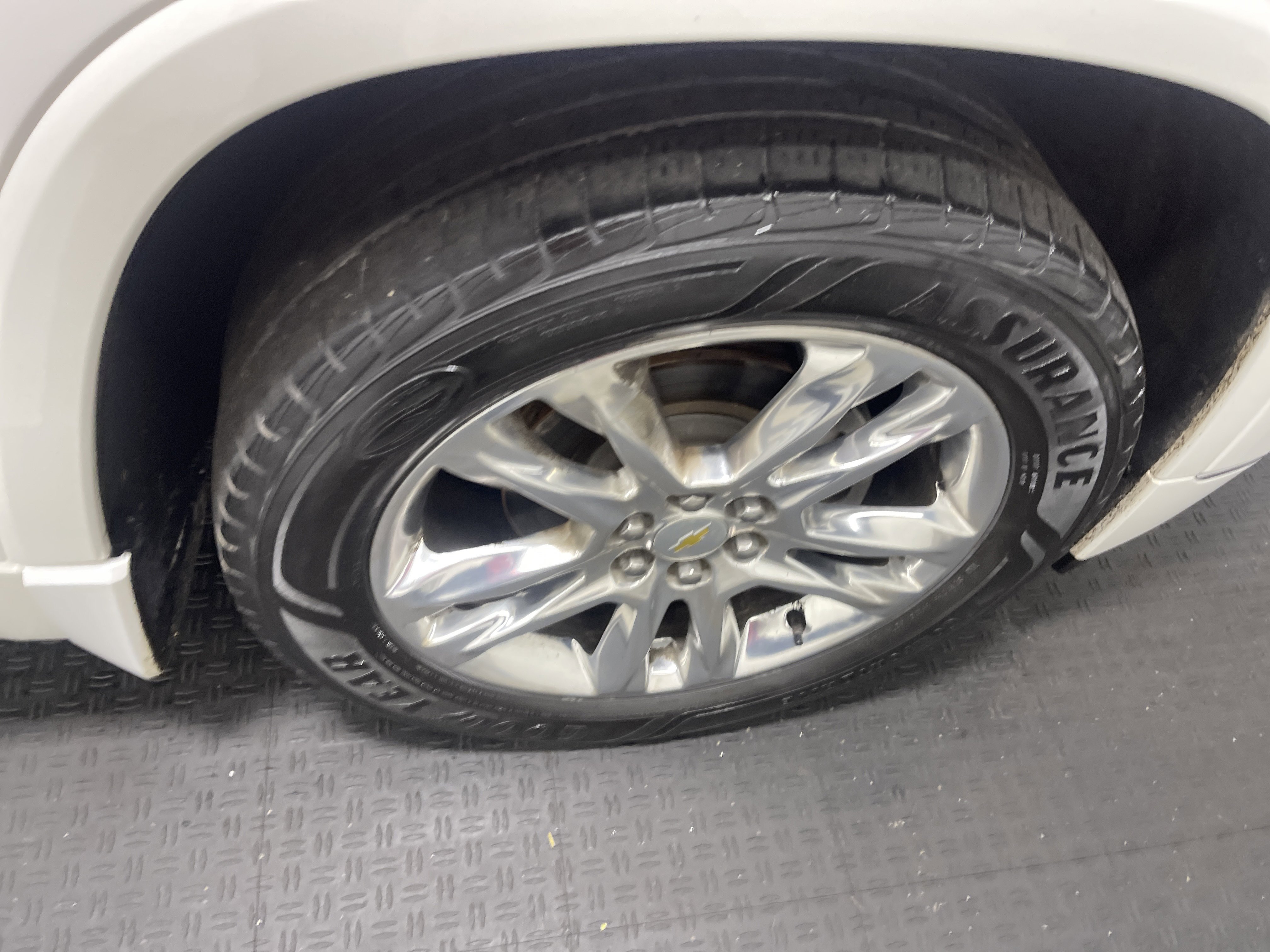 Used 2018 Chevrolet Traverse High Country image 27