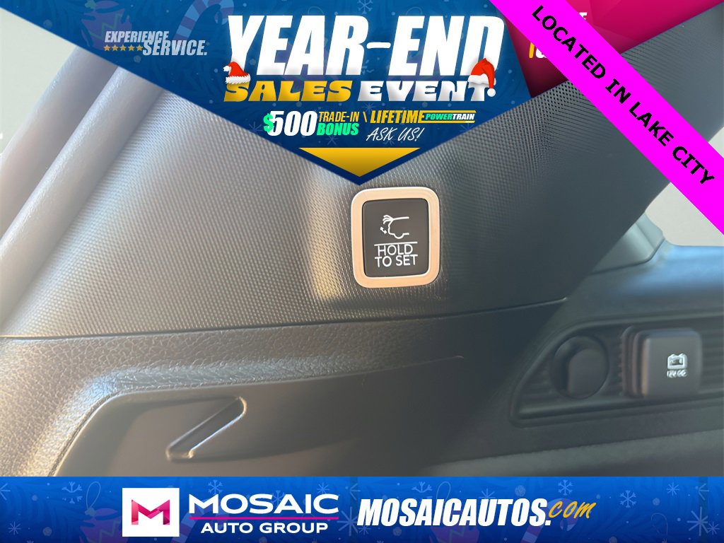 Used 2024 Jeep Grand Cherokee Altitude image 37