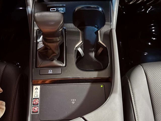 Used 2024 Lexus ES 350 w/ Premium Package FWD image 22