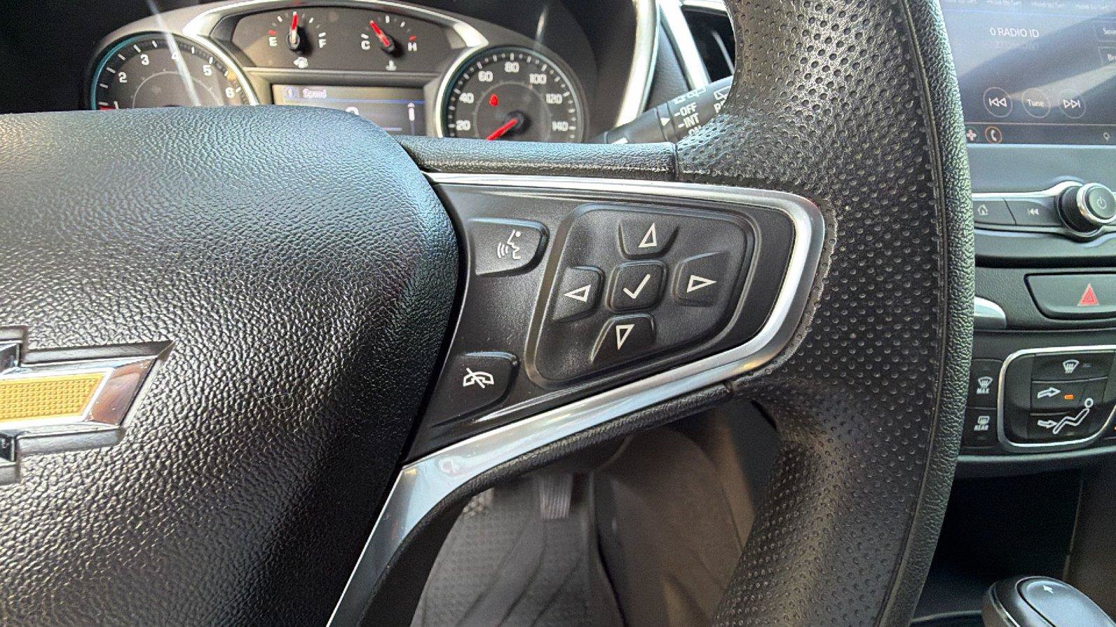 Used 2020 Chevrolet Equinox LT FWD image 27