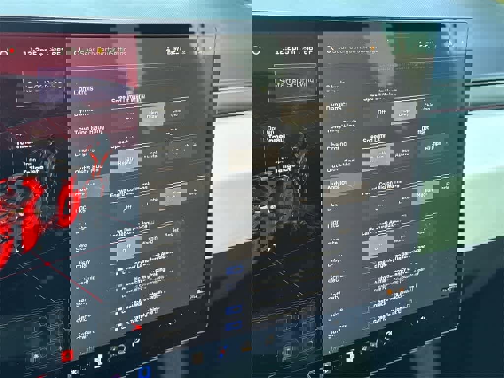 Used 2024 Tesla Cybertruck AWD Crew Cab image 23