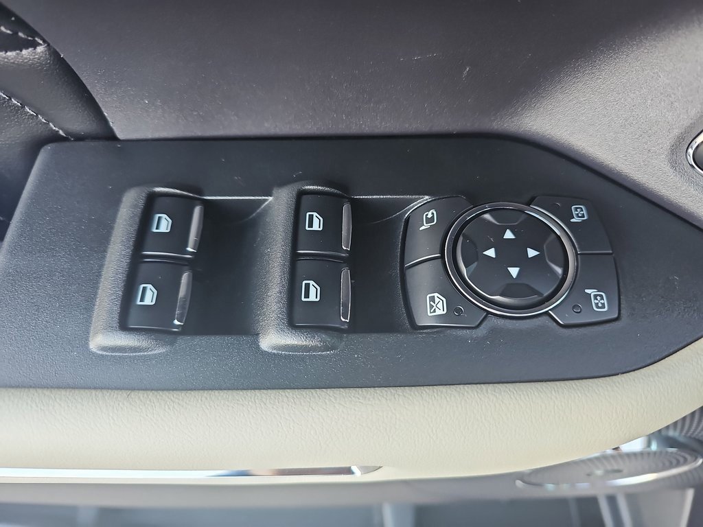 Used 2019 Ford Expedition Platinum image 28