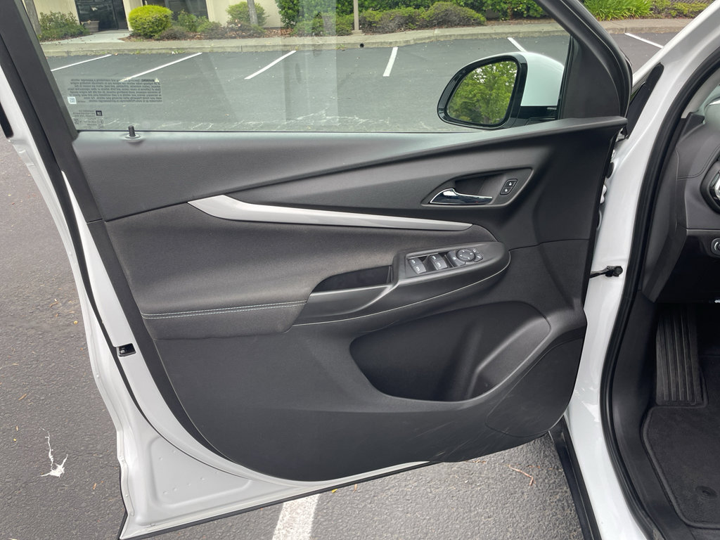 Used 2022 Chevrolet Bolt EUV LT FWD image 22