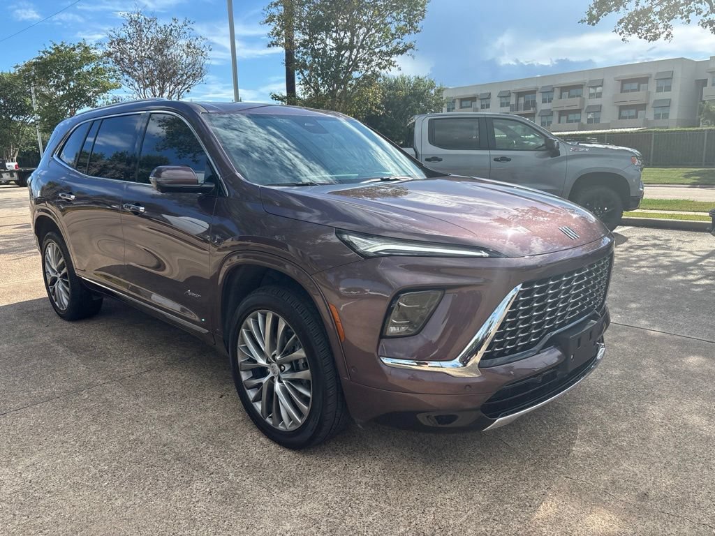 Used 2026 Buick Enclave Avenir w/ Super Cruise Package FWD image 3
