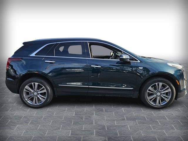 Certified 2025 Cadillac XT5 Premium Luxury FWD image 4