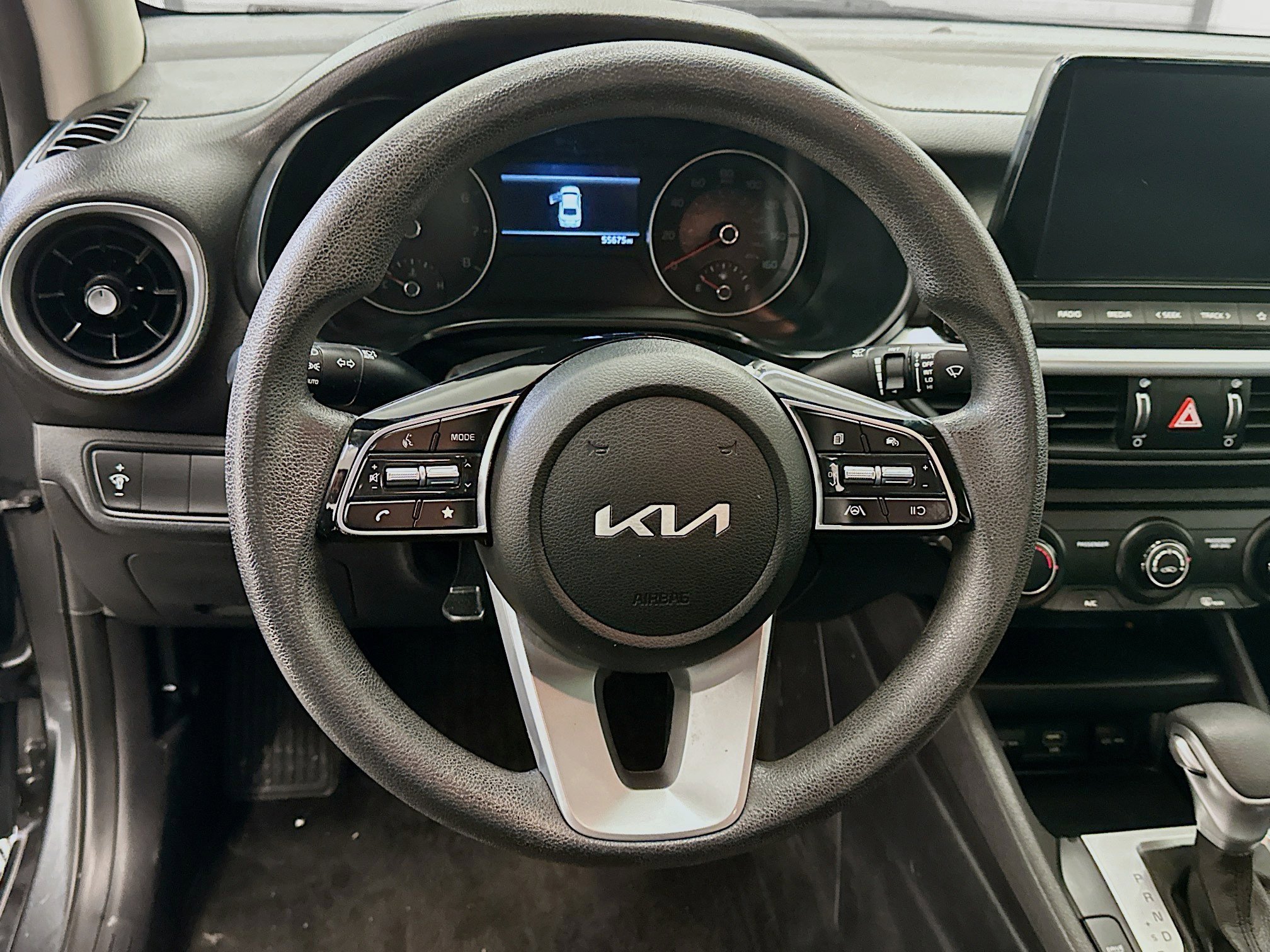 Used 2022 Kia Forte LXS image 18