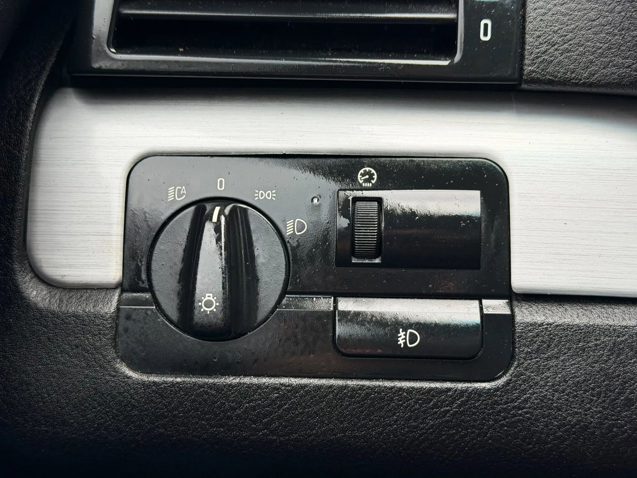 Used 2004 BMW M3 Coupe image 19