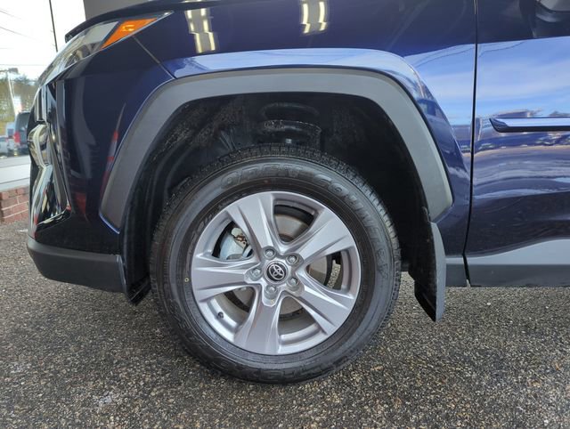 Used 2025 Toyota RAV4 XLE image 30