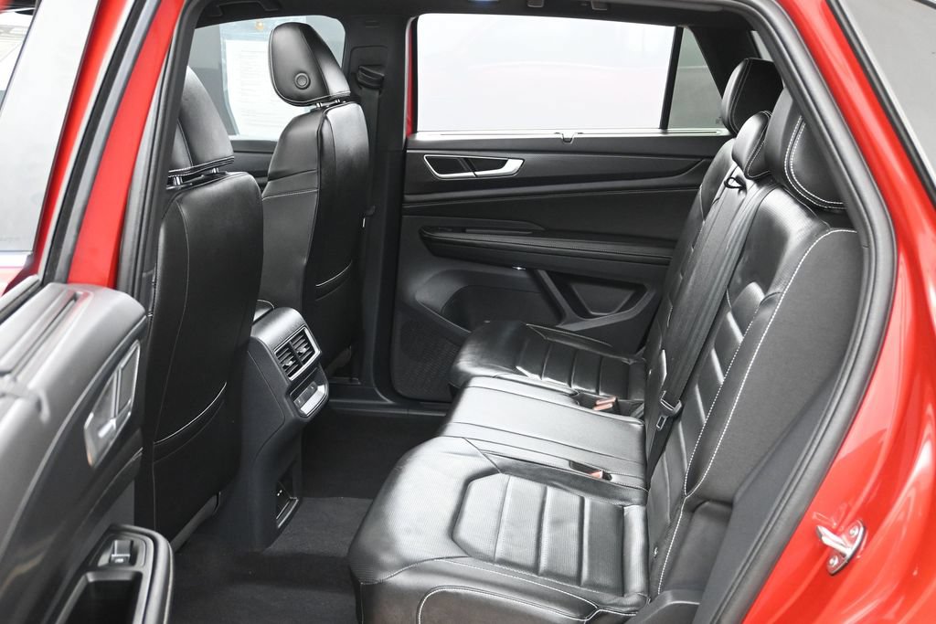 Used 2024 Volkswagen Atlas Cross Sport SEL R-Line AWD/4WD image 27