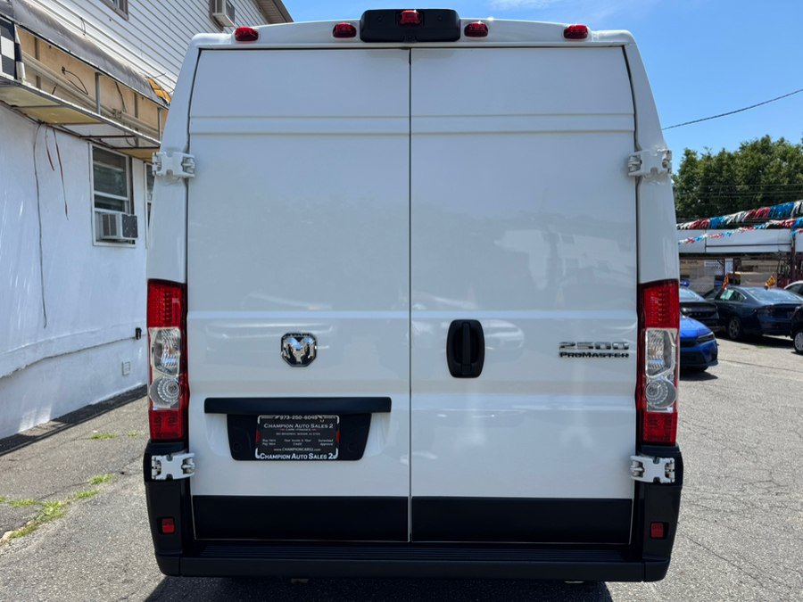 Used 2024 RAM ProMaster 2500 w/ Convenience Group FWD image 6