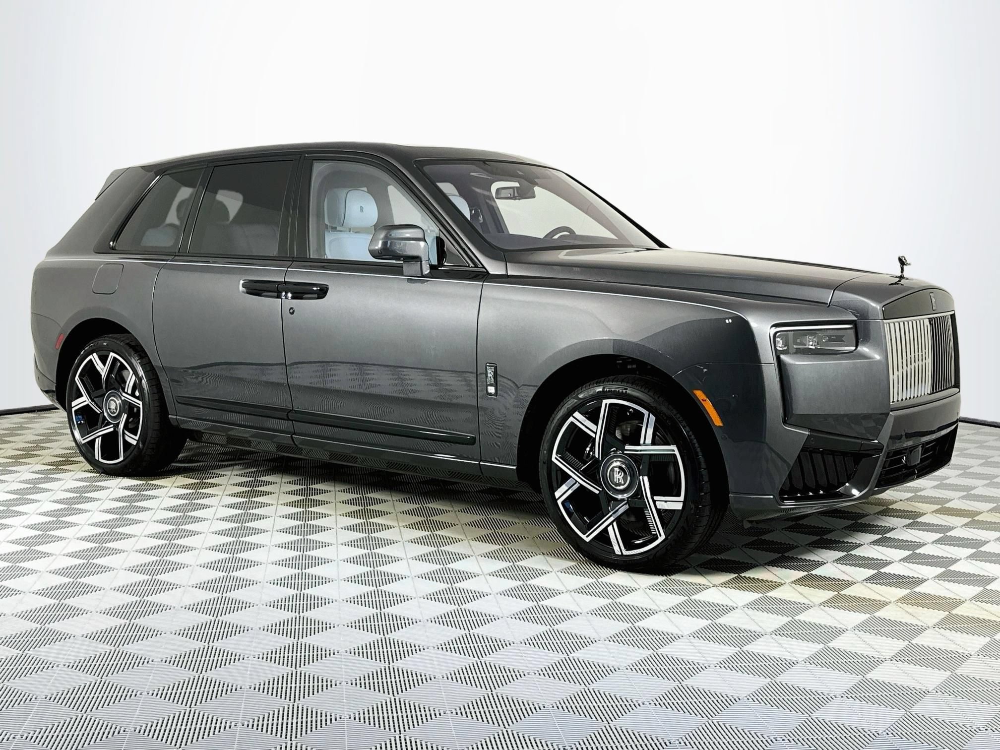 New 2027 Rolls-Royce Cullinan Black Badge AWD/4WD image 6