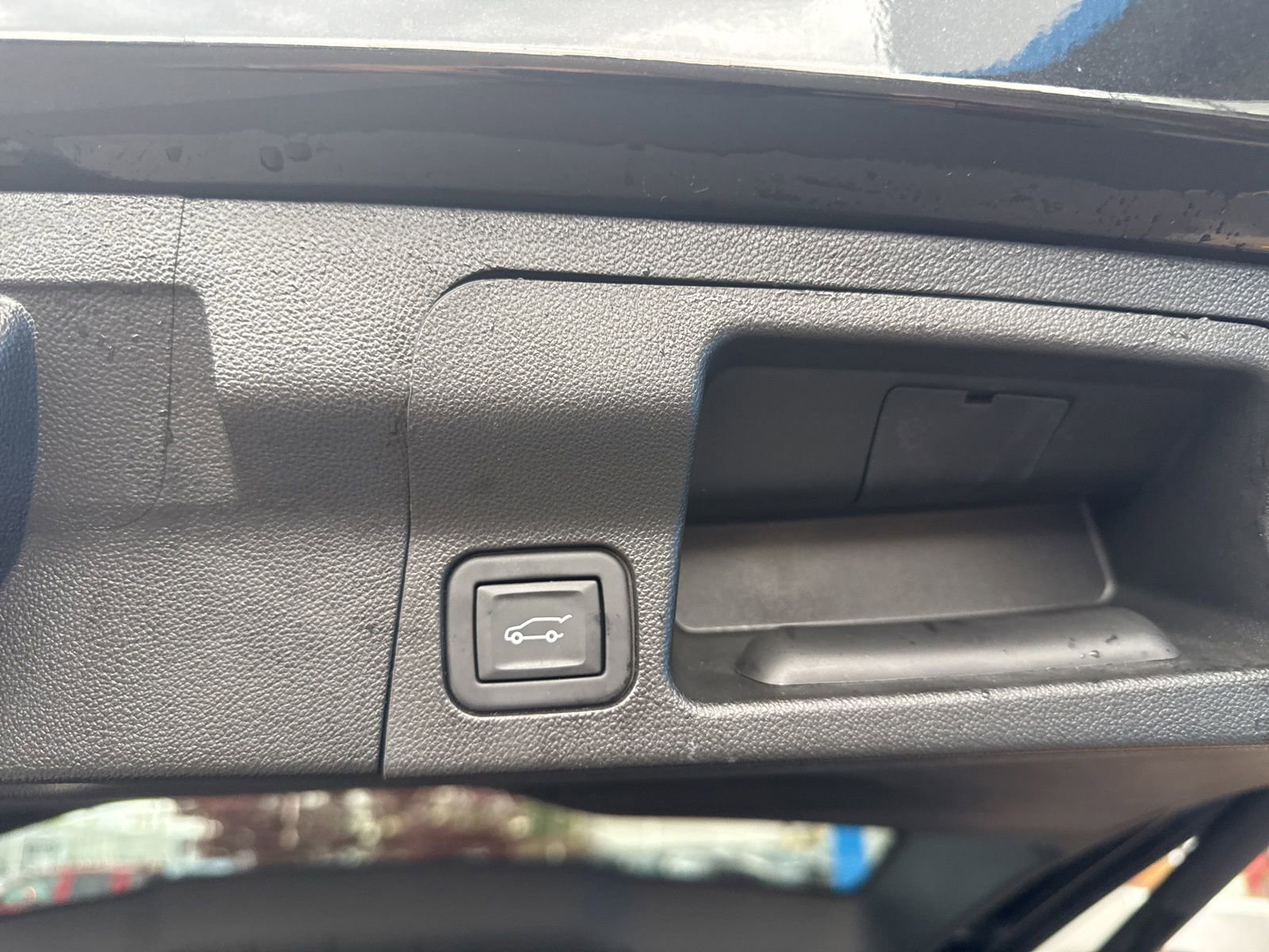 Used 2023 GMC Acadia AT4 w/ Technology Package AWD/4WD image 15