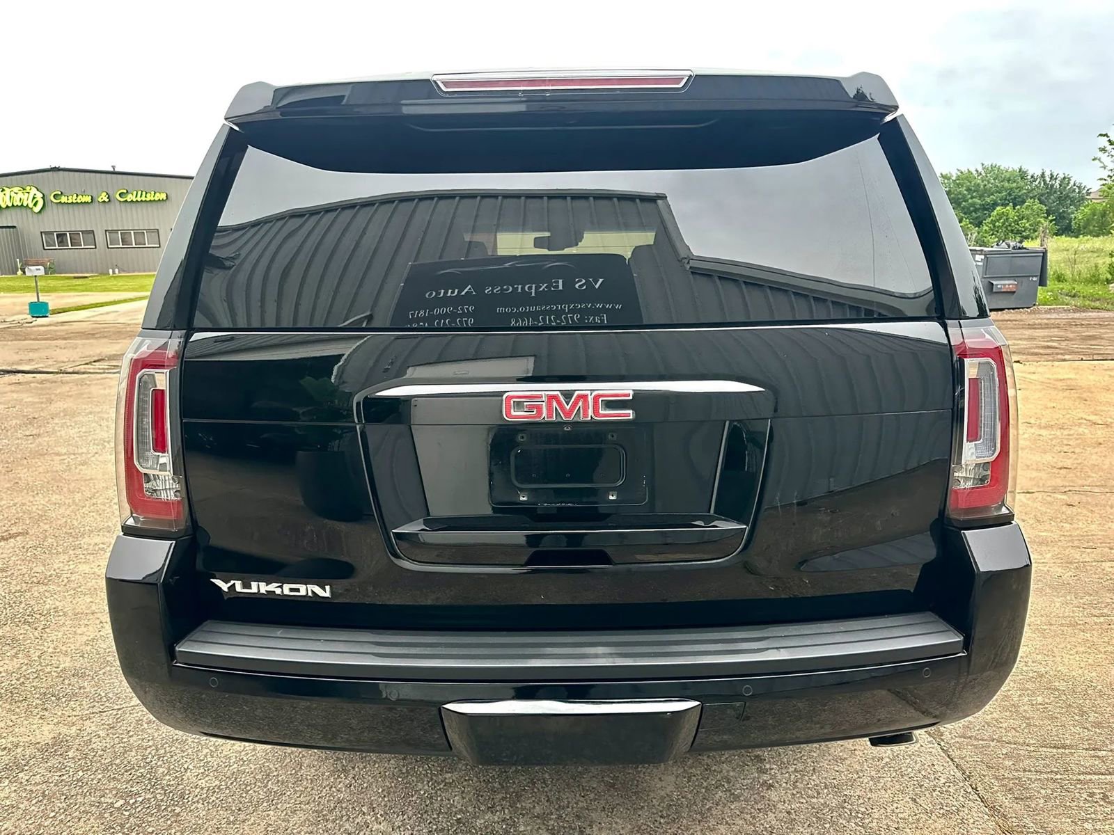Used 2015 GMC Yukon SLT w/ Open Road Package RWD image 5