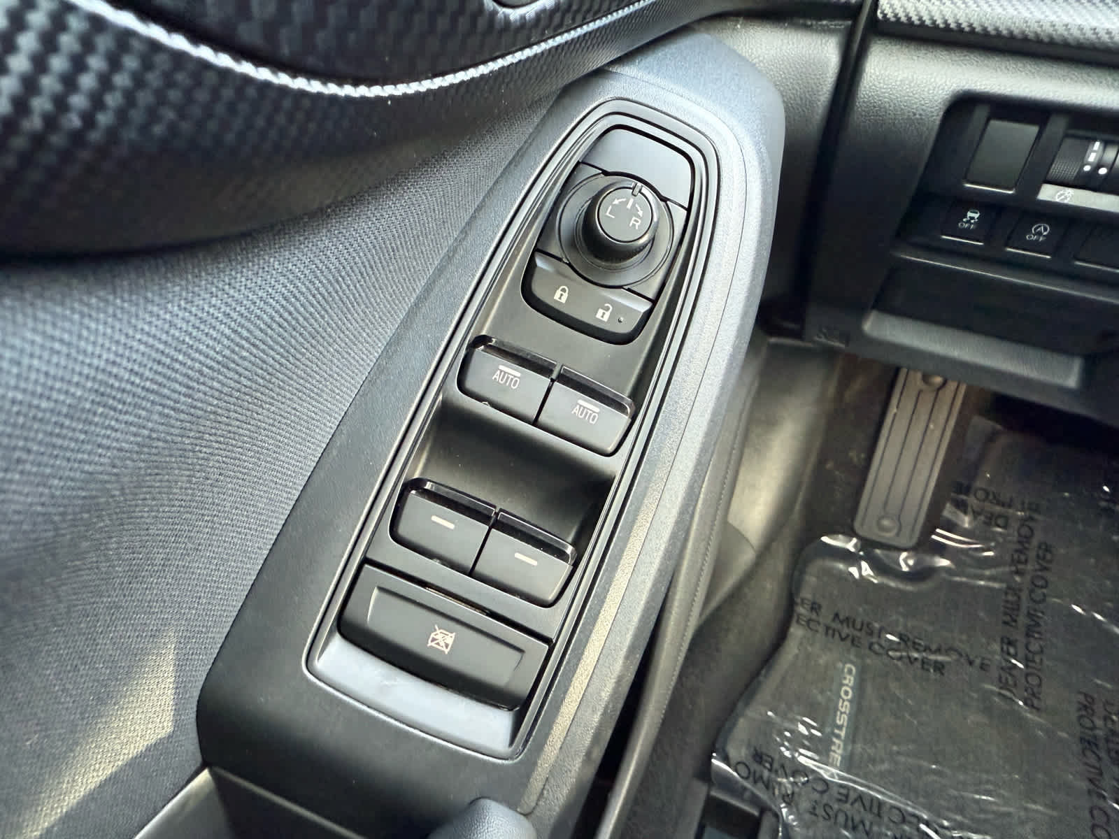 Used 2021 Subaru Crosstrek 2.0i image 23