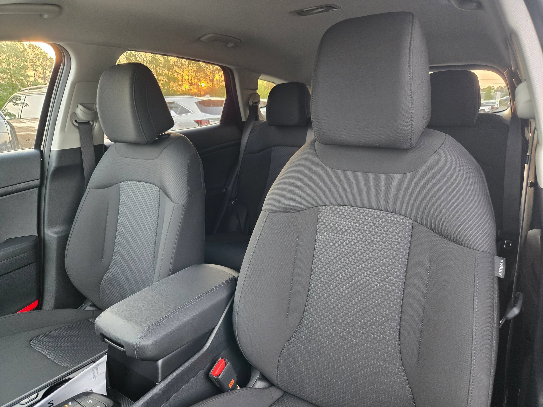 New 2026 Kia Sportage LX w/ LX Convenience Package FWD image 19