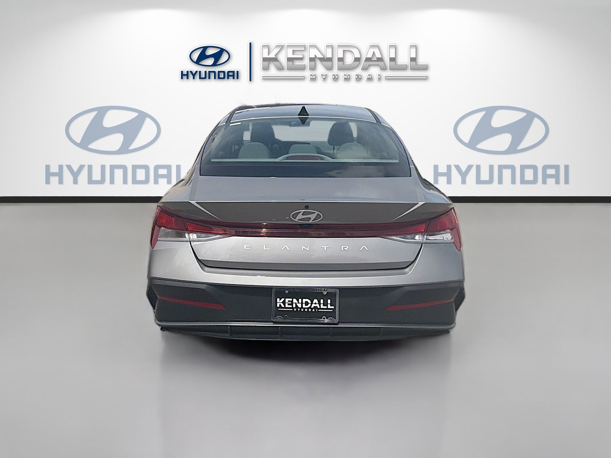Used 2024 Hyundai Elantra SEL FWD image 5