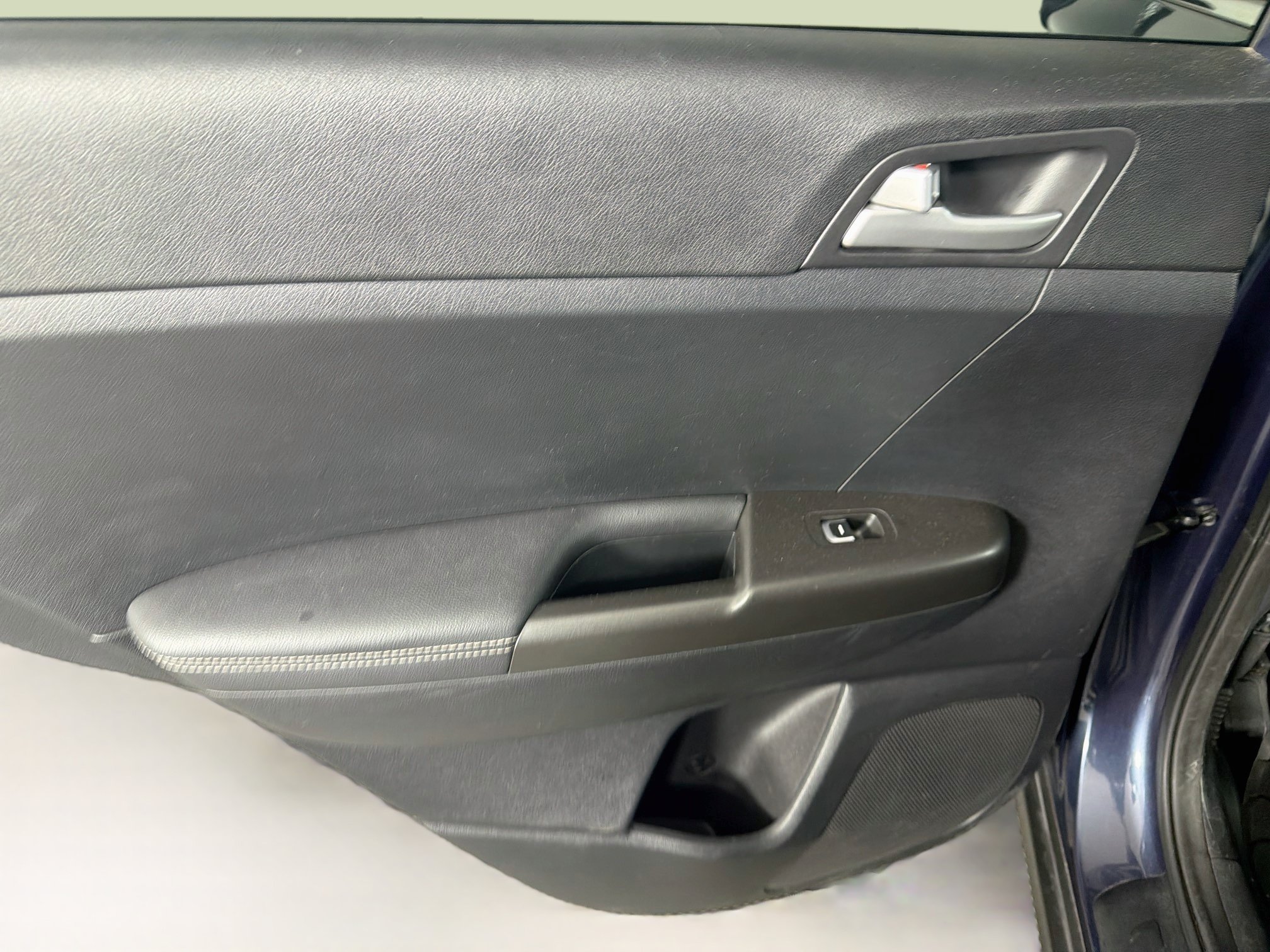 Used 2019 Kia Sportage LX FWD image 25