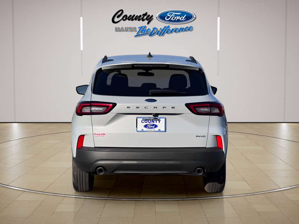 Used 2025 Ford Escape ST-Line Select AWD/4WD image 12