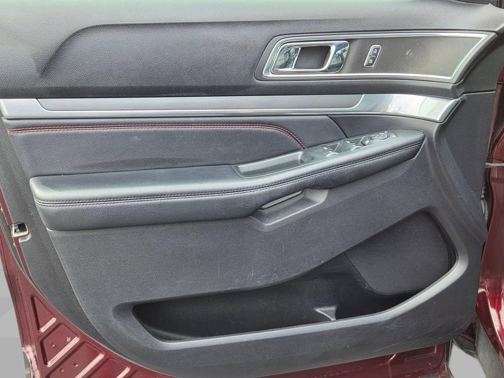 Used 2019 Ford Explorer Sport AWD/4WD image 14
