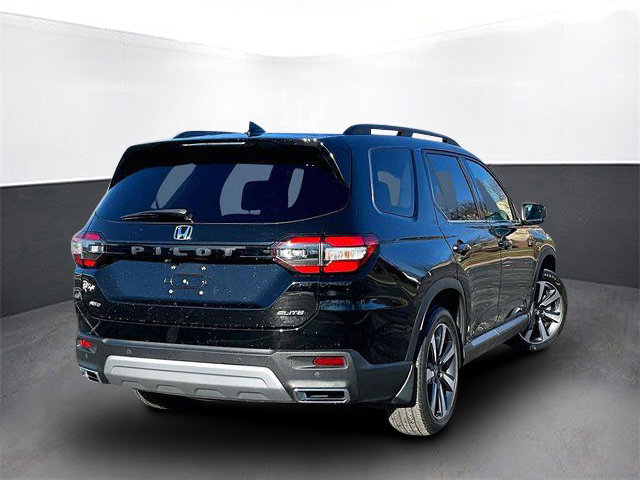 Used 2023 Honda Pilot Elite image 7