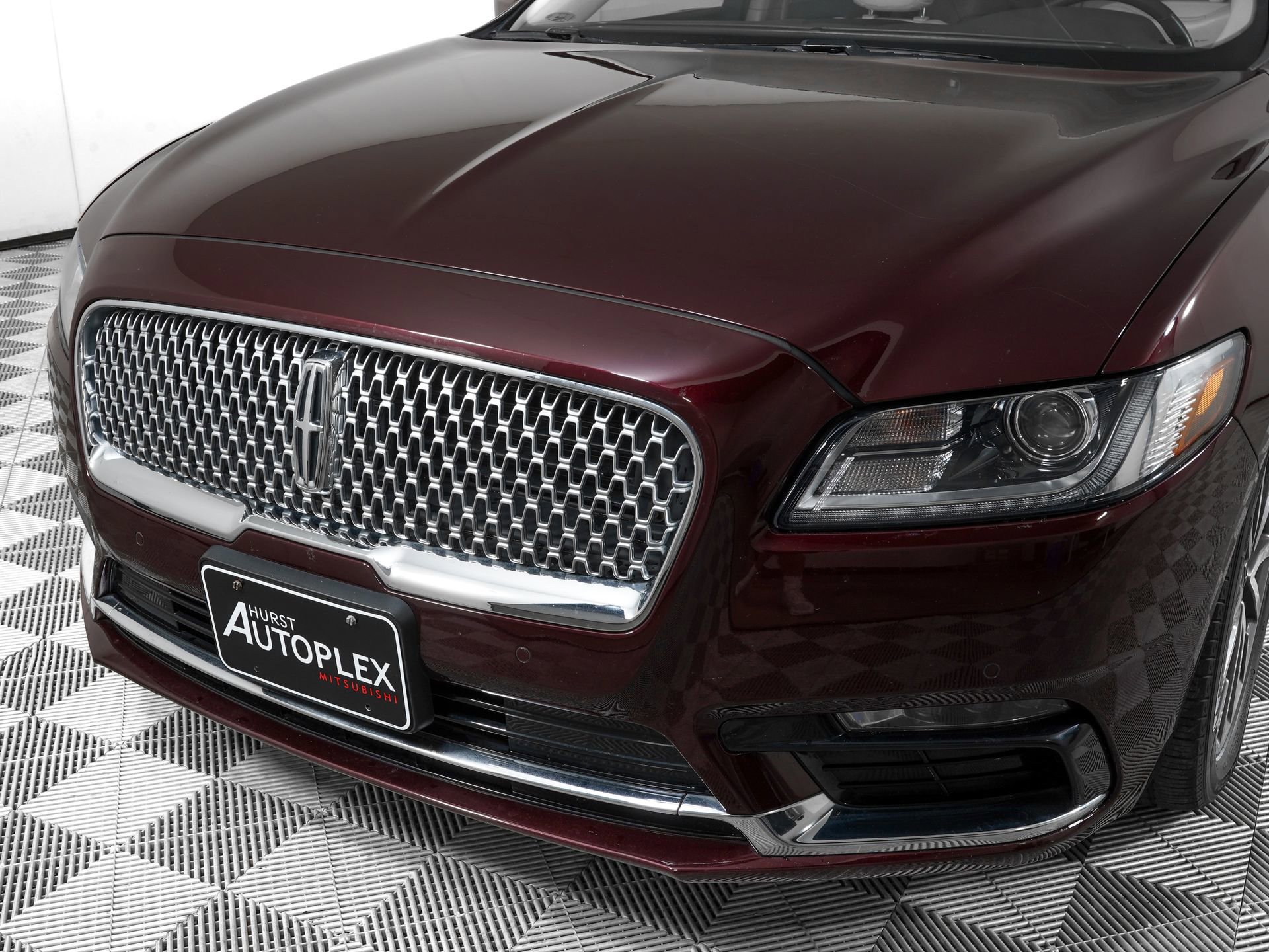 Used 2019 Lincoln Continental Select w/ Continental Climate Package AWD/4WD image 30