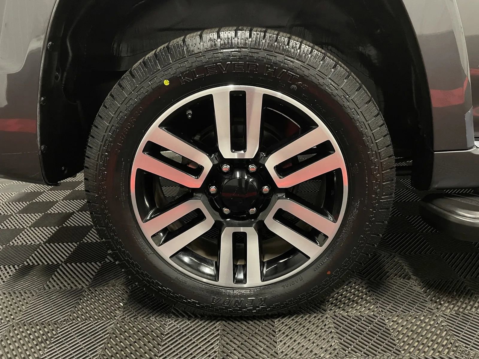 Used 2019 Toyota 4Runner Limited image 19