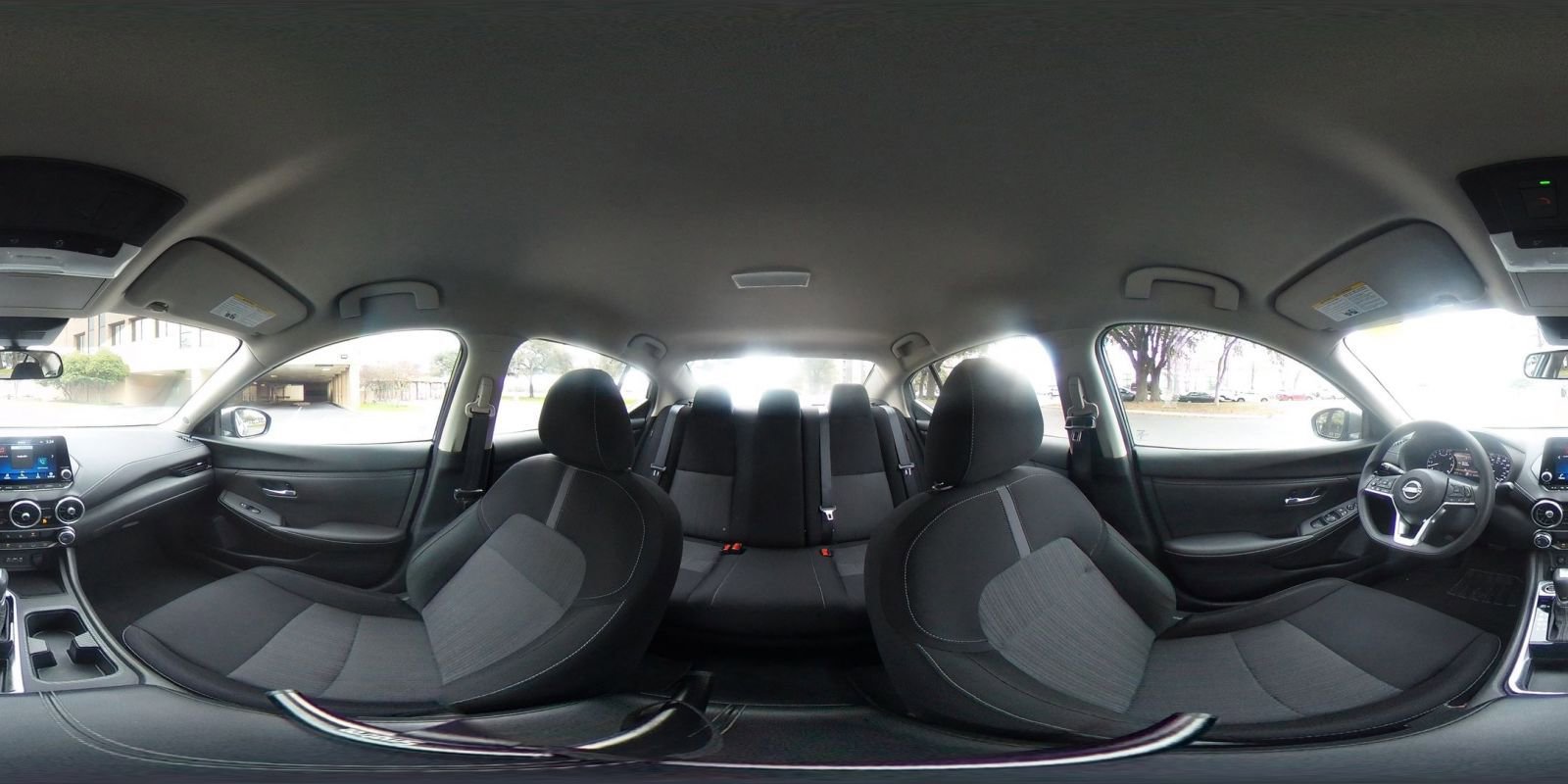 Used 2025 Nissan Sentra SV image 36