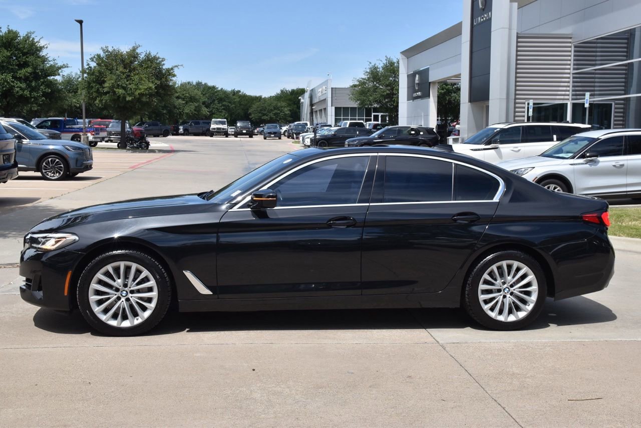 Used 2023 BMW 530i w/ Premium Package RWD image 12