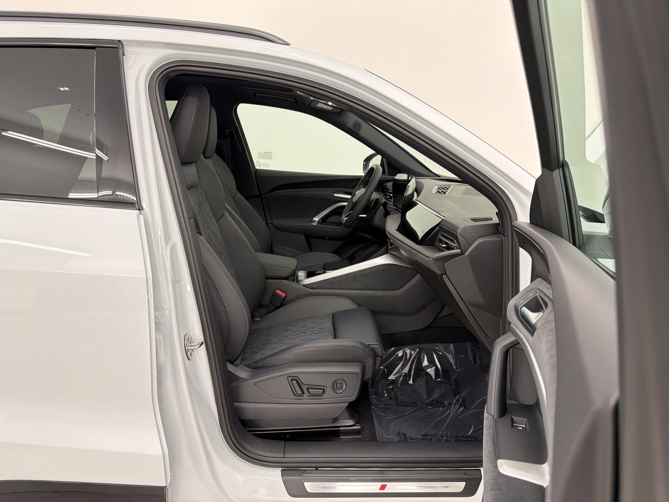 New 2026 Audi SQ5 Premium Plus AWD/4WD image 27