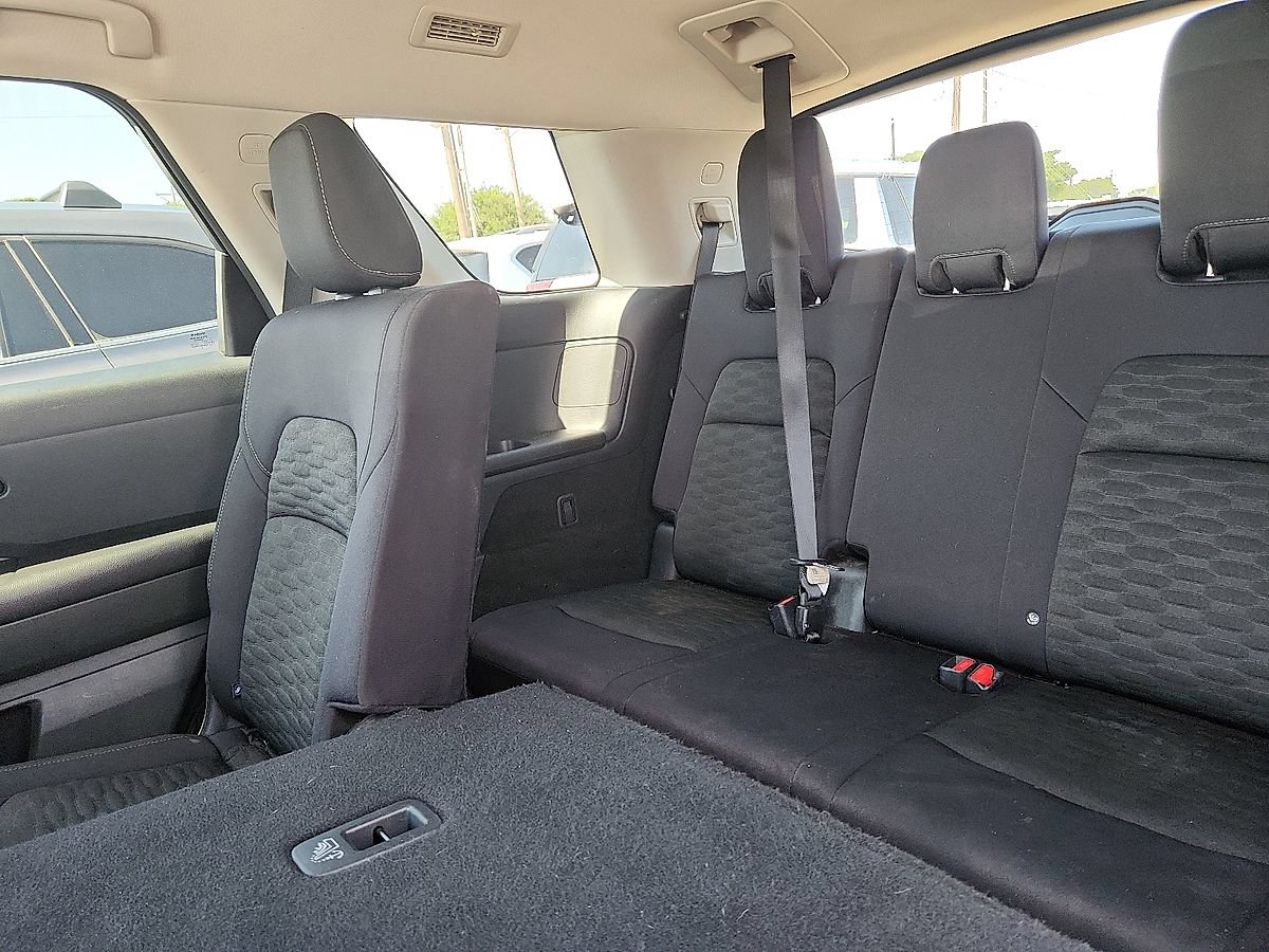 Used 2024 Nissan Pathfinder SV FWD image 6