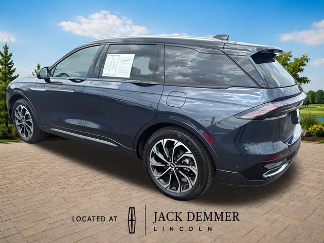 Certified 2024 Lincoln Nautilus Reserve AWD/4WD image 4