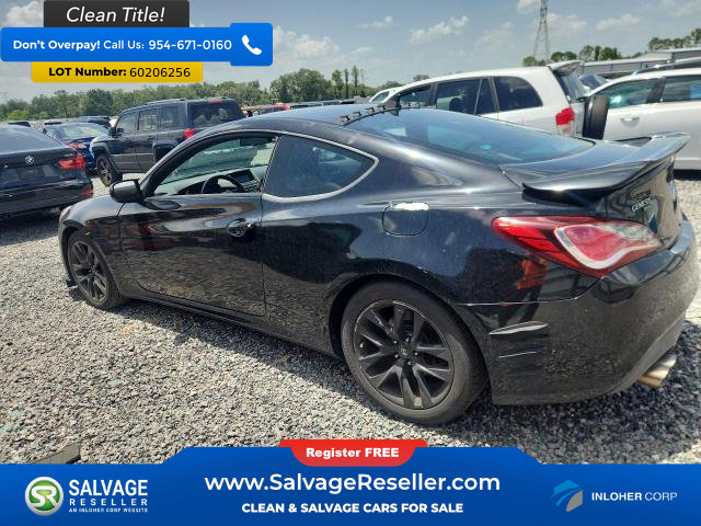 Used 2013 Hyundai Genesis 2.0T RWD image 3