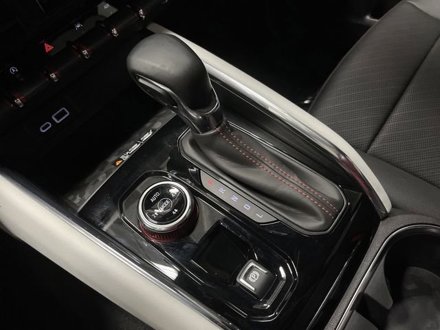 Used 2024 GMC Canyon AT4X image 23