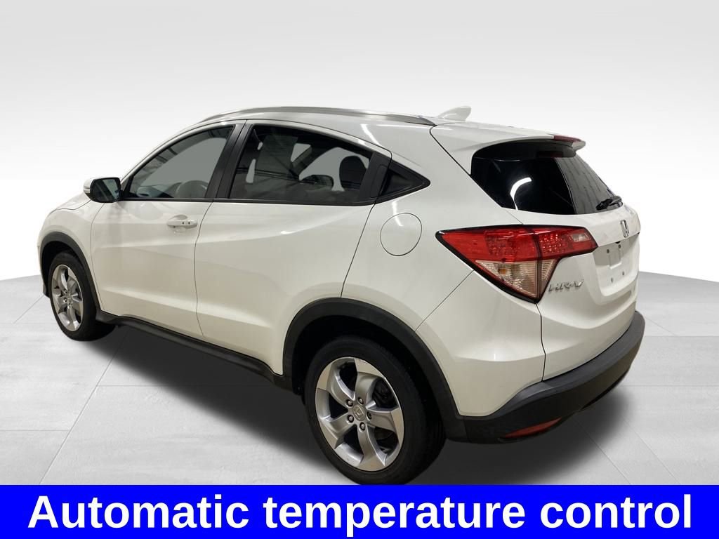 Used 2017 Honda HR-V EX-L image 6