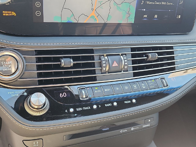 Used 2021 Lexus LS 500 AWD image 16