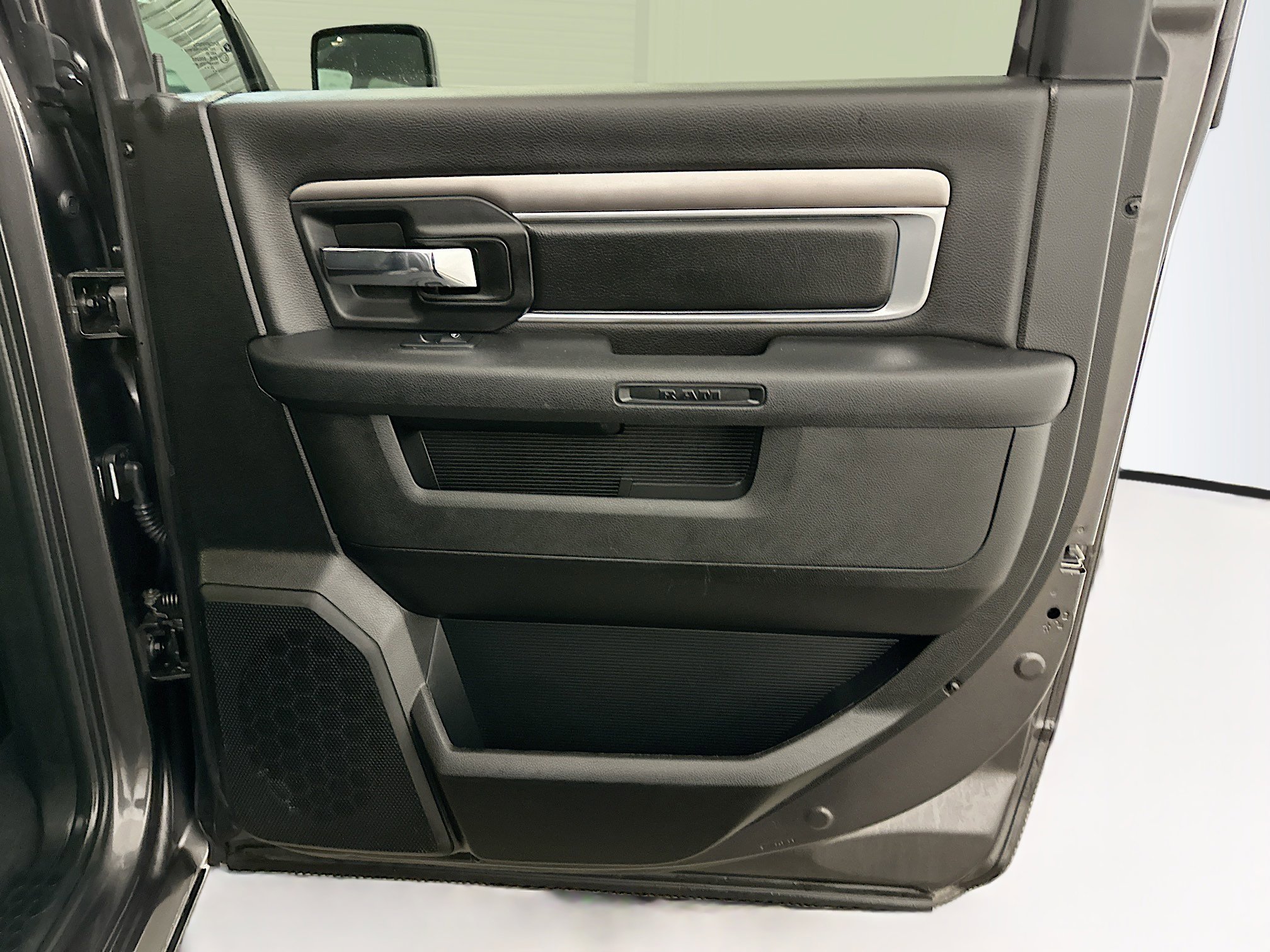 Used 2024 RAM 1500 Classic Warlock image 31