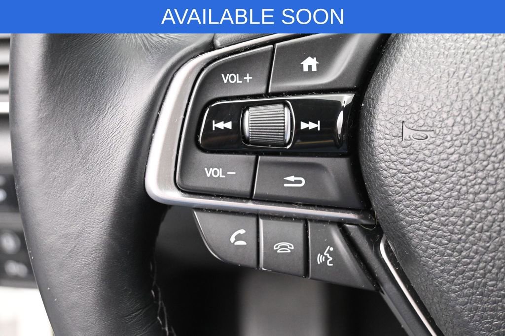 Used 2018 Honda Accord Touring image 19