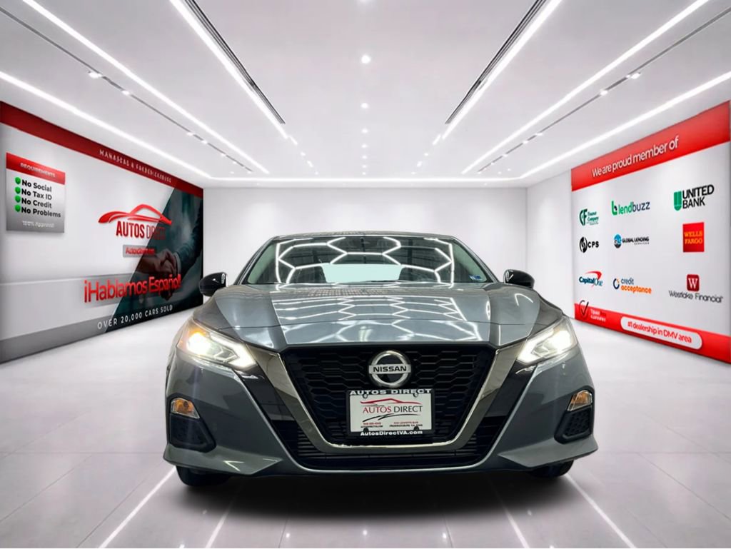 Used 2022 Nissan Altima 2.0 SR image 2