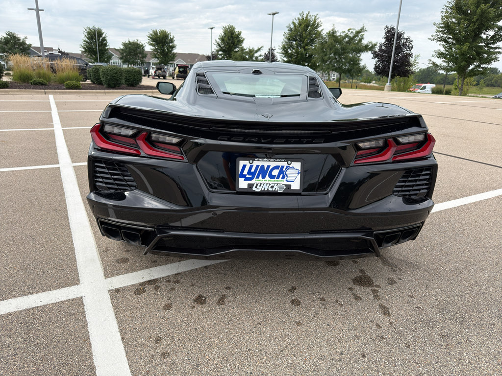 New 2027 Chevrolet Corvette Stingray Coupe w/ Z51 Performance Package RWD image 4