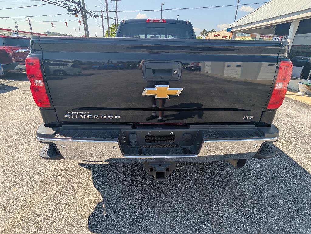 Used 2017 Chevrolet Silverado 3500 LTZ w/ Duramax Plus Package AWD/4WD image 6