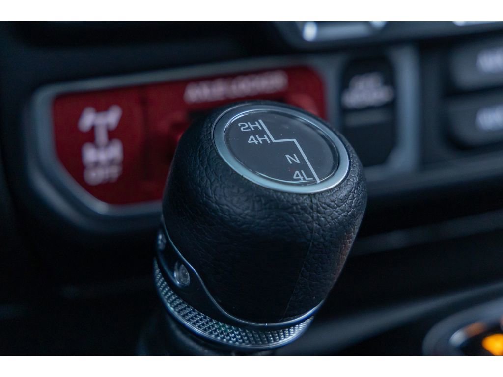 Used 2024 Jeep Gladiator Sport image 27