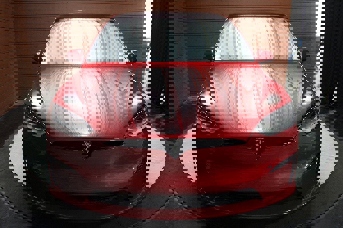 Used 2023 Tesla Model X 6 Seater AWD image 2