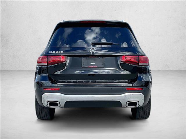 Certified 2023 Mercedes-Benz GLB 250 image 4