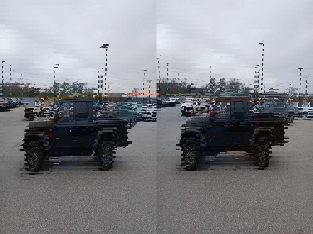 New 2026 Jeep Gladiator Sport image 4