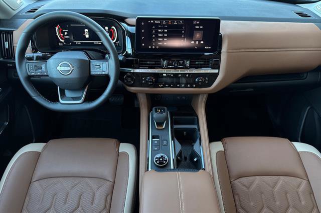 New 2026 Nissan Pathfinder Platinum image 15