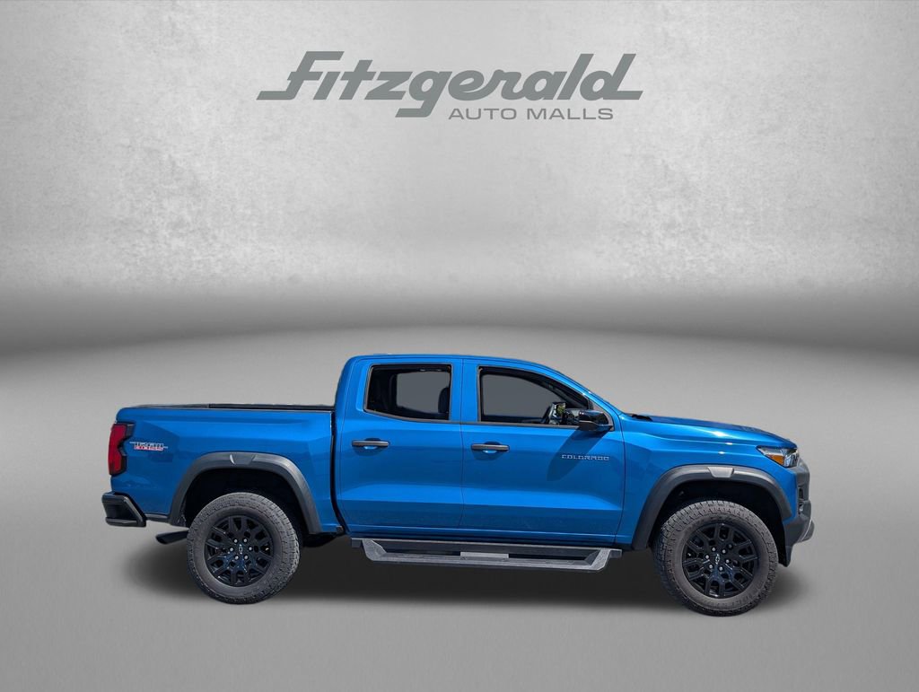 Used 2023 Chevrolet Colorado Trail Boss w/ Advanced Trailering Package AWD/4WD image 5