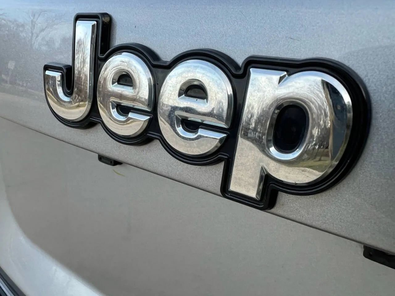 Used 2017 Jeep Compass Latitude image 31