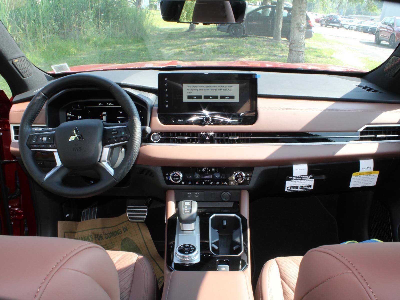 New 2025 Mitsubishi Outlander SEL image 19