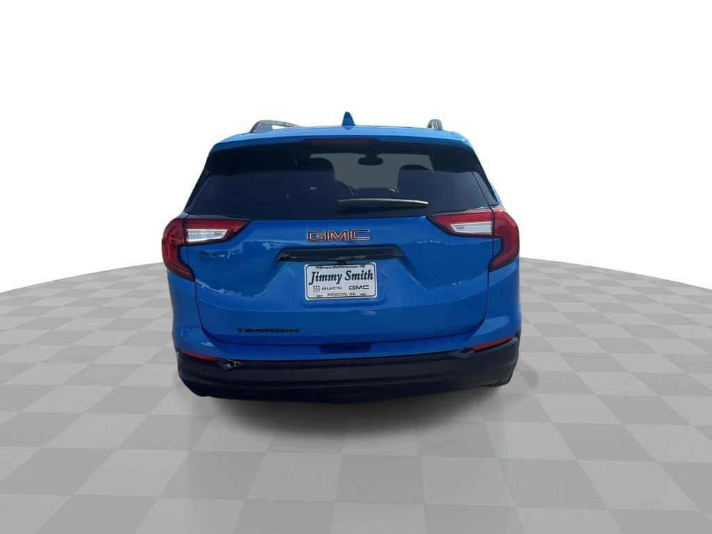 Certified 2024 GMC Terrain SLT w/ Tech Package image 7